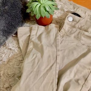 American Eagle NEVER WORN khaki pants